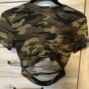 SHEIN Camouflage Cut-Out Crop Top